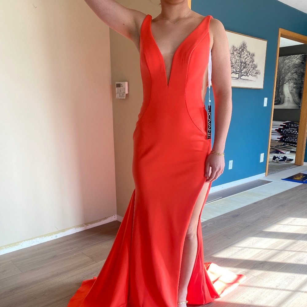 Coral Jersey Jovani
